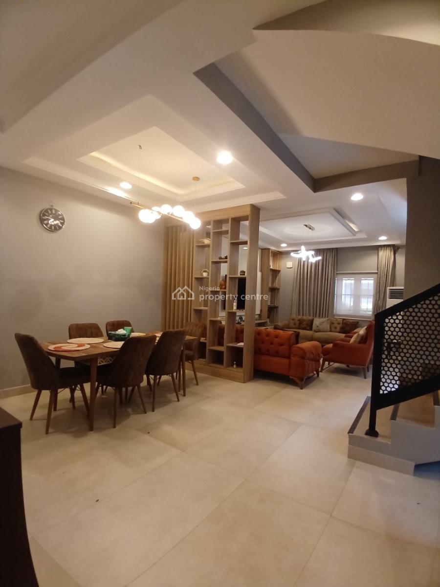 Well Built 4 Bedroom Terrace Duplex with 1room Bq, Guzape Abuja Diplomatic Zone, Guzape District, Abuja, Terraced Duplex for Sale