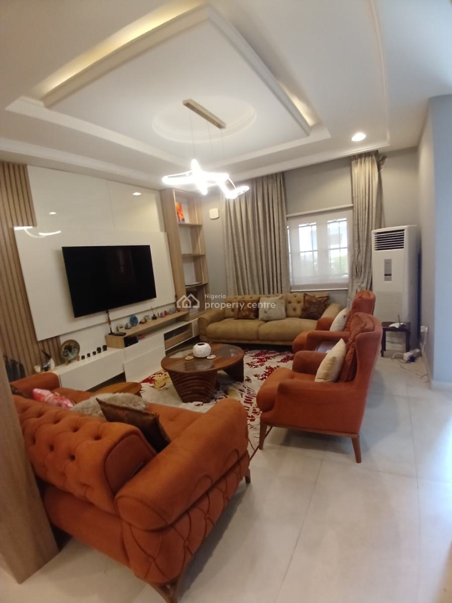 Well Built 4 Bedroom Terrace Duplex with 1room Bq, Guzape Abuja Diplomatic Zone, Guzape District, Abuja, Terraced Duplex for Sale