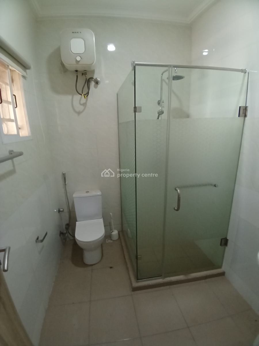 Well Built 4 Bedroom Terrace Duplex with 1room Bq, Guzape Abuja Diplomatic Zone, Guzape District, Abuja, Terraced Duplex for Sale