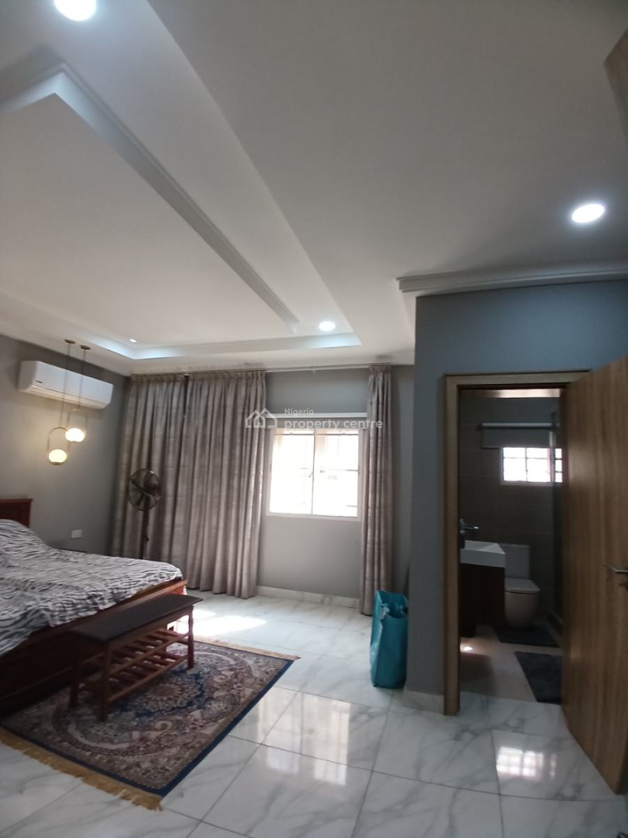 Well Built 4 Bedroom Terrace Duplex with 1room Bq, Guzape Abuja Diplomatic Zone, Guzape District, Abuja, Terraced Duplex for Sale