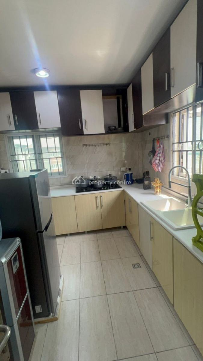 Furnished 2 Bedroom Apartment, Off Pinnacle Filling Station, Lekki Phase 1, Lekki, Lagos, Flat / Apartment for Rent
