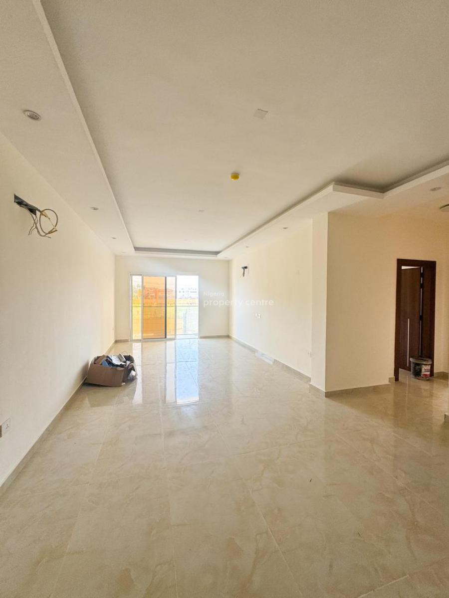 a Well Well Built 2 Bedroom Apartment with Good Finishing  ,gym & Pool, Victoria Island (vi), Lagos, Flat / Apartment for Sale