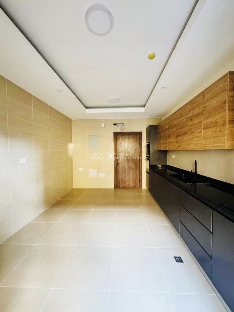 a Well Well Built 2 Bedroom Apartment with Good Finishing  ,gym & Pool, Victoria Island (vi), Lagos, Flat / Apartment for Sale