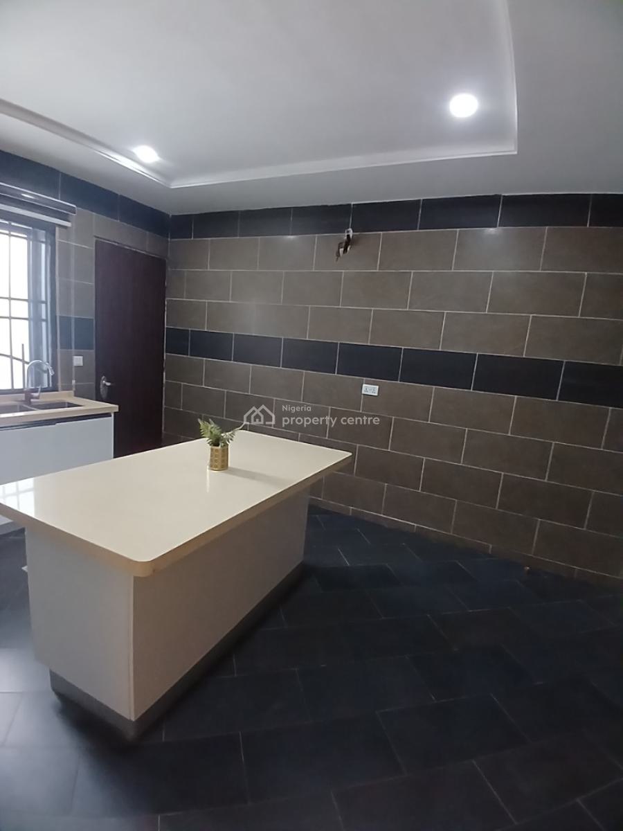 Fully Furnished 4 Bedroom Detached Duplex with 1room Bq, Guzape Abuja Diplomatic Zone, Guzape District, Abuja, Terraced Duplex for Rent