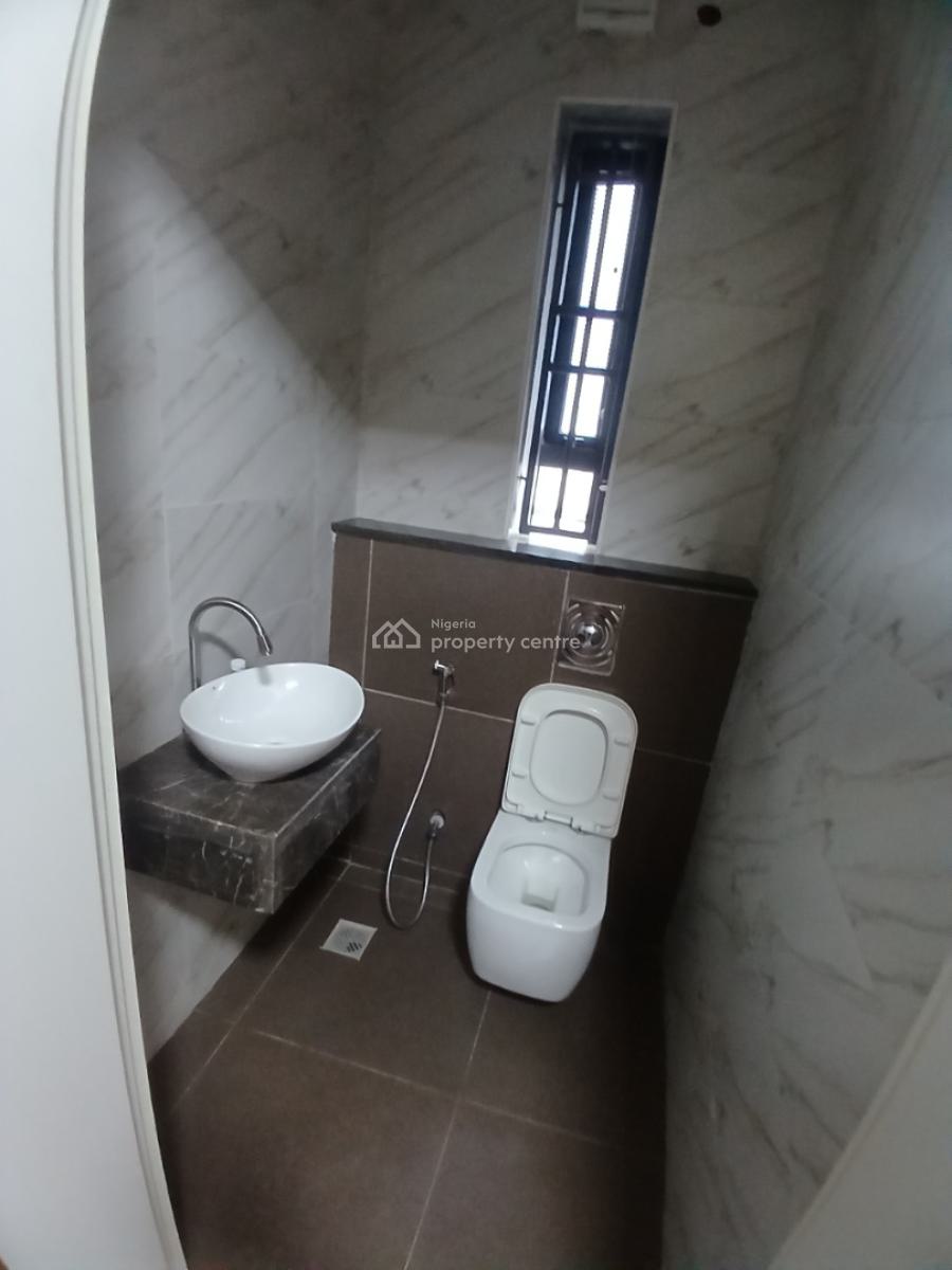 Fully Furnished 4 Bedroom Detached Duplex with 1room Bq, Guzape Abuja Diplomatic Zone, Guzape District, Abuja, Terraced Duplex for Rent