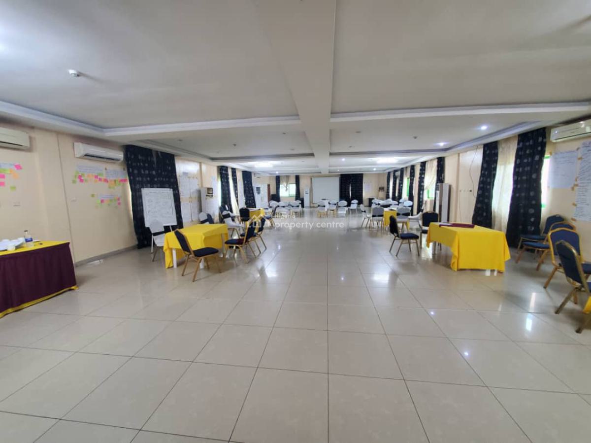 82 Rooms Luxury Hotel, Lekki Phase 1, Lekki, Lagos, House for Sale