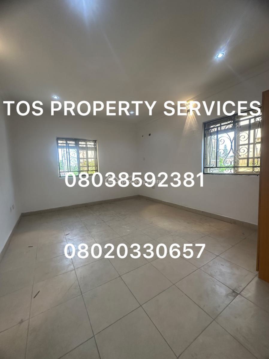 Self-serviced Quite Spacious 3 Bedroom Flat, Lekki Phase 1, Lekki Phase 1, Lekki, Lagos, Flat / Apartment for Rent