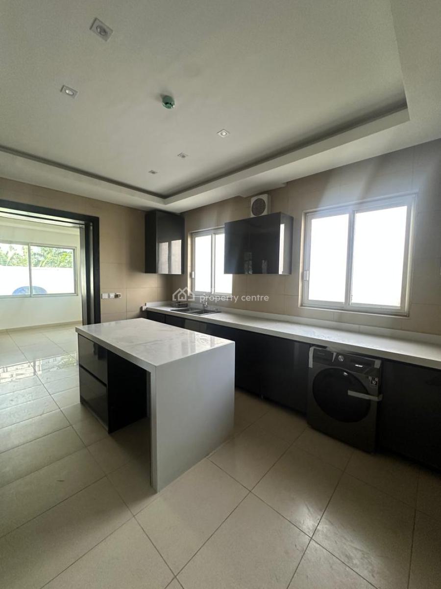 Luxury, Well Finished 2 Bedroom Apartment with Bq, Banana Island, Ikoyi, Lagos, Flat / Apartment for Rent