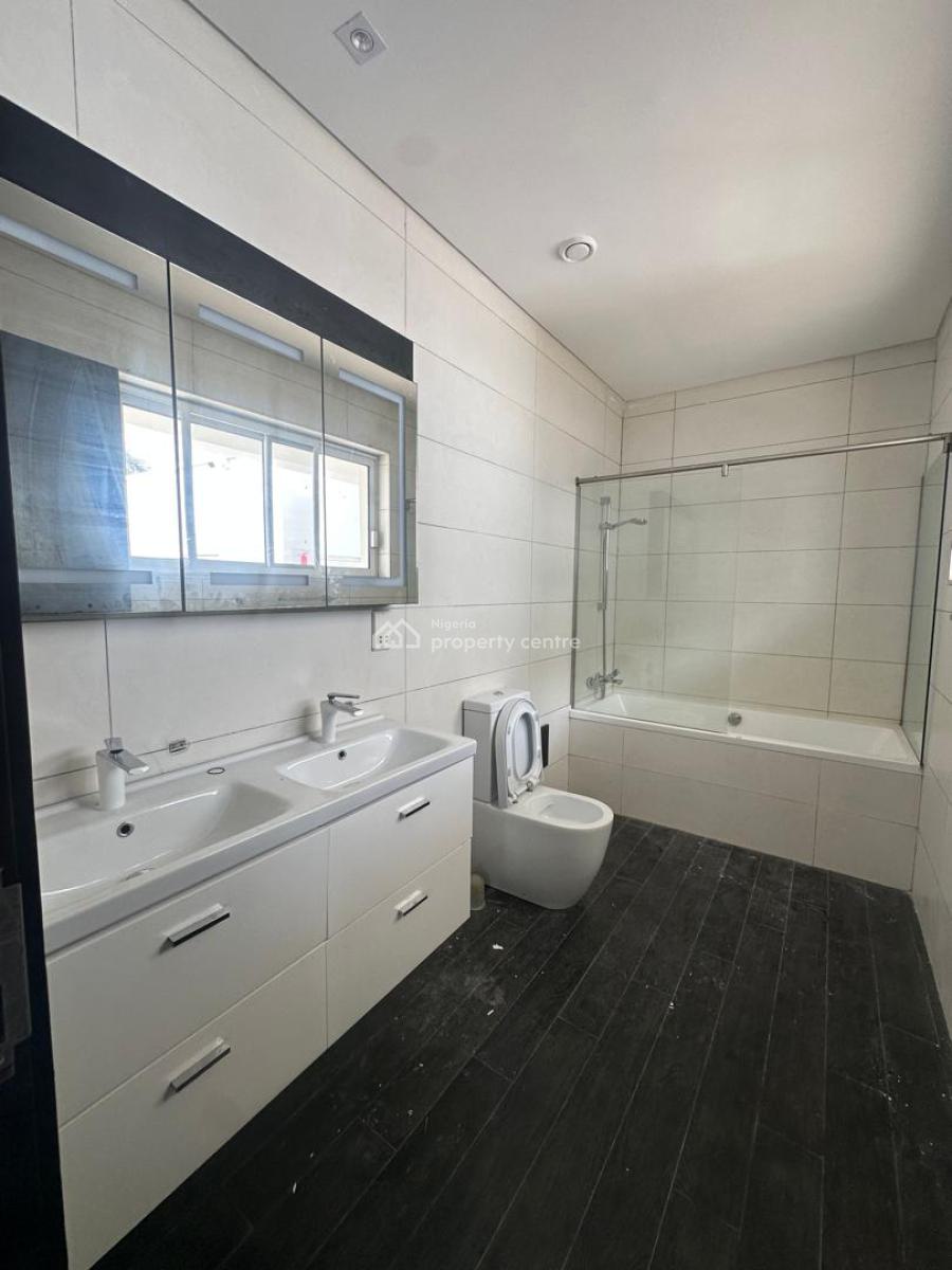 Luxury, Well Finished 2 Bedroom Apartment with Bq, Banana Island, Ikoyi, Lagos, Flat / Apartment for Rent