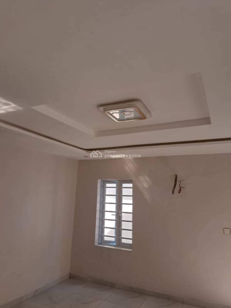 Self Compound 5 Bedroom Semi Detached Duplex with Bq, in an Estate, Osapa, Lekki, Lagos, Semi-detached Duplex for Rent