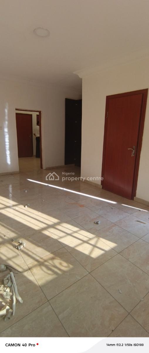 Mini Flat in Paradise 3 Estate of Chevron, Paradise 3 Estate, Lekki, Lagos, Mini Flat (room and Parlour) for Rent