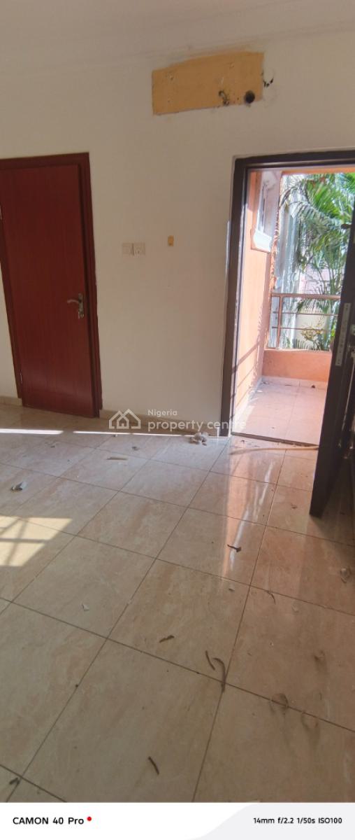 Mini Flat in Paradise 3 Estate of Chevron, Paradise 3 Estate, Lekki, Lagos, Mini Flat (room and Parlour) for Rent