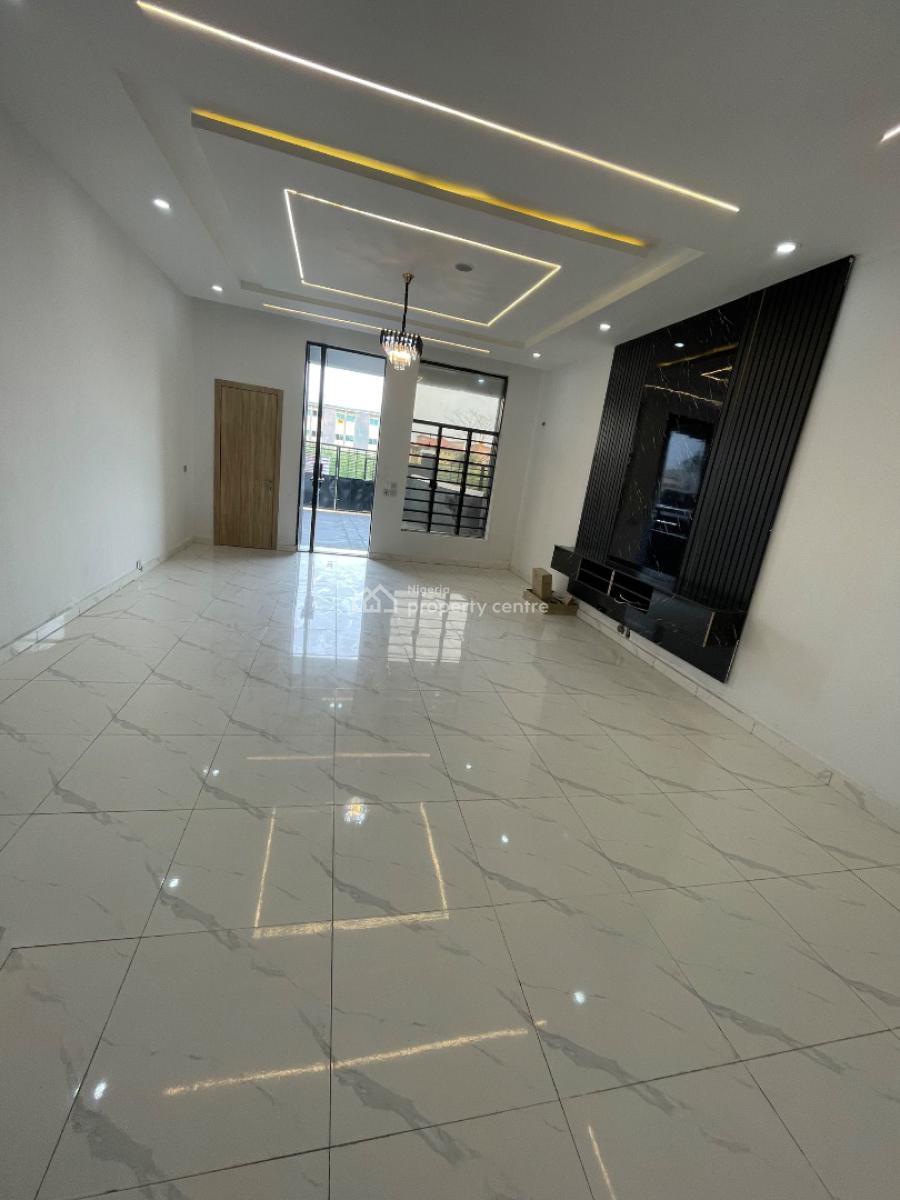 Luxury 3bedroom Duplex at Ikota Villa, Ikot Villa, Ikota, Lekki, Lagos, Terraced Duplex for Rent