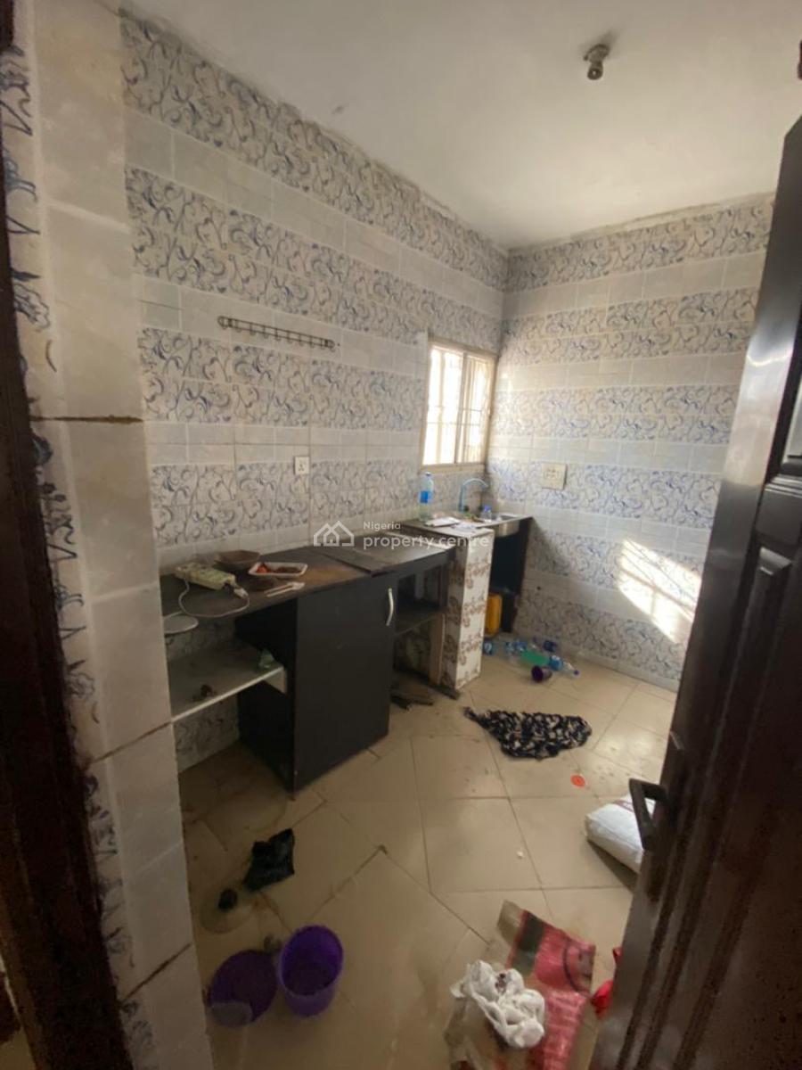 Clean 2 Bedroom Apartment ( Upstairs), Sangotedo, Ajah, Lagos, Flat / Apartment for Rent