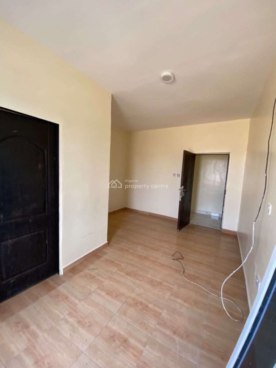 Executive 3bedrooms Apartments, Badore Road, Ajah, Lagos, Flat / Apartment for Rent