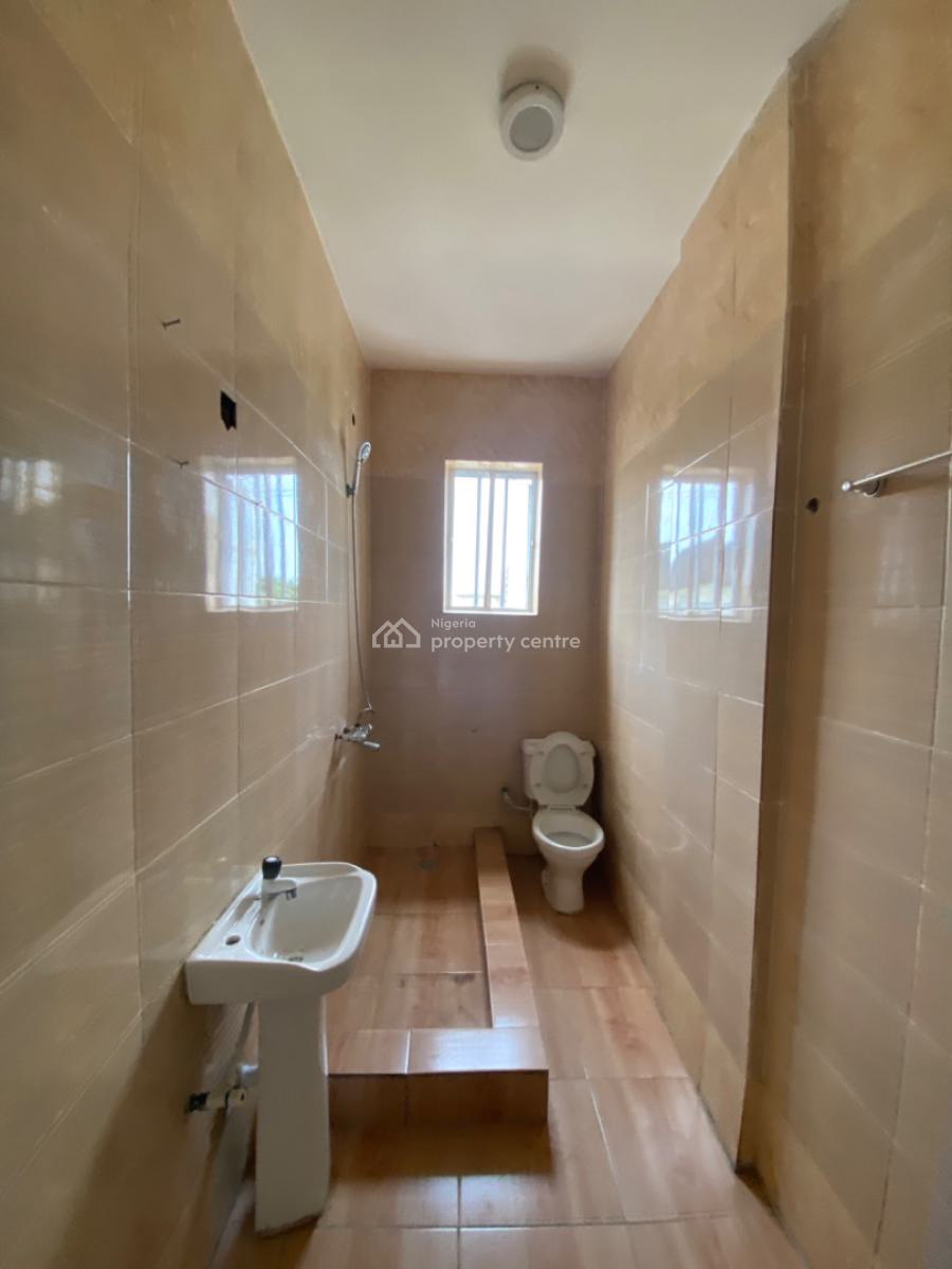 Executive 3bedrooms Apartments, Badore Road, Ajah, Lagos, Flat / Apartment for Rent