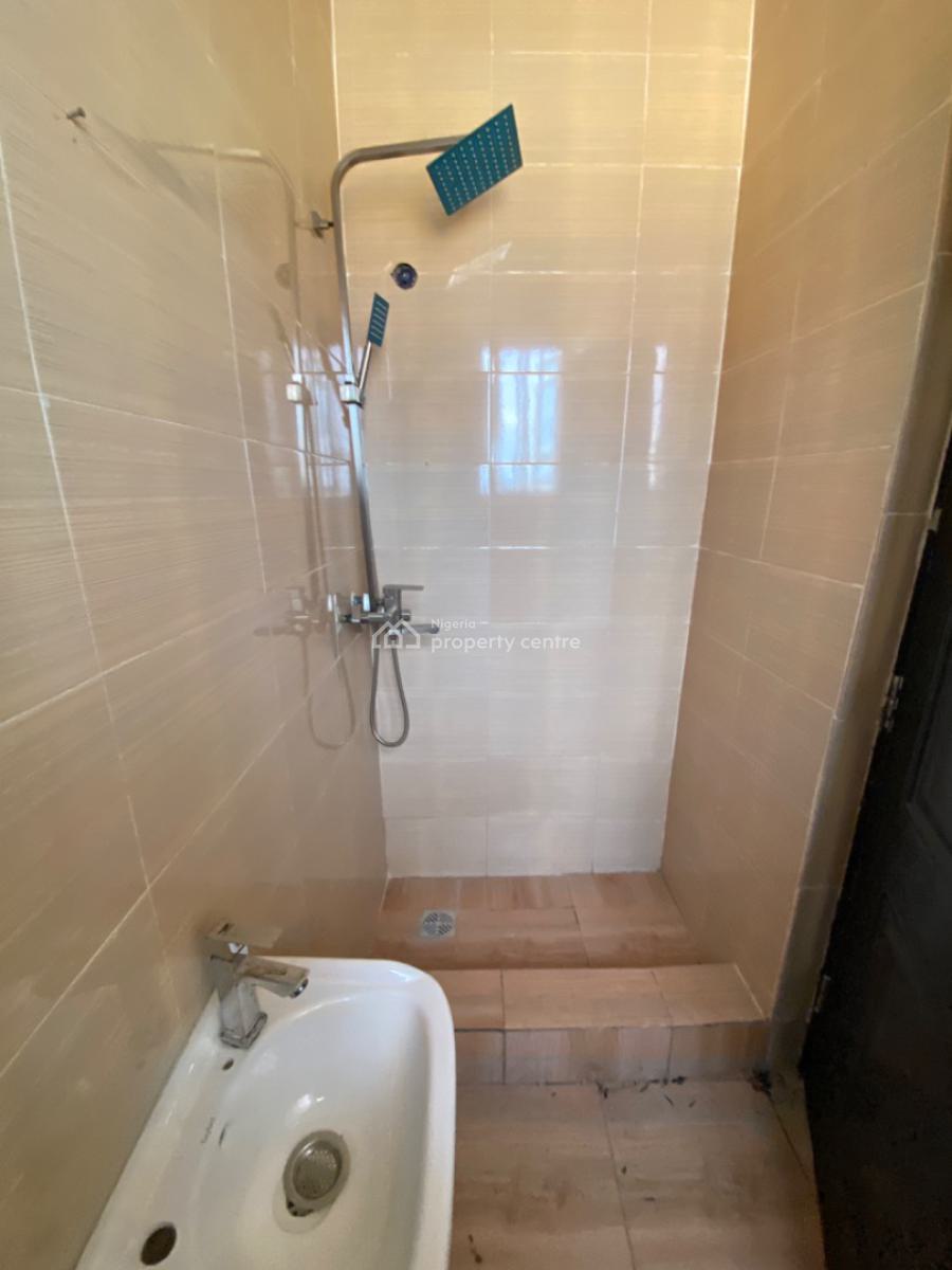 Executive 3bedrooms Apartments, Badore Road, Ajah, Lagos, Flat / Apartment for Rent