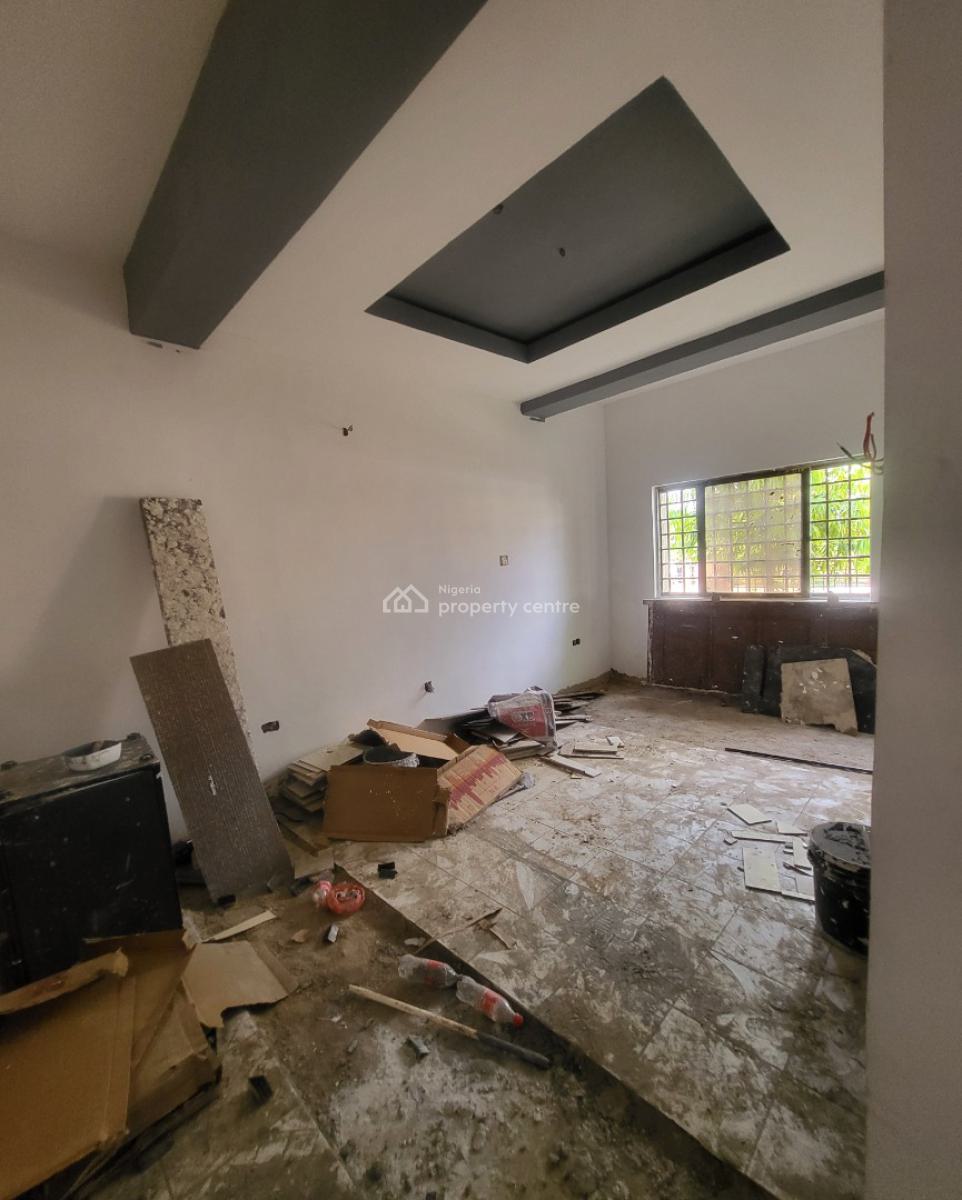 Luxurious Massive 4 Bedroom Flat, By Exclusive Hotel, Wuye, Abuja, Flat / Apartment for Rent