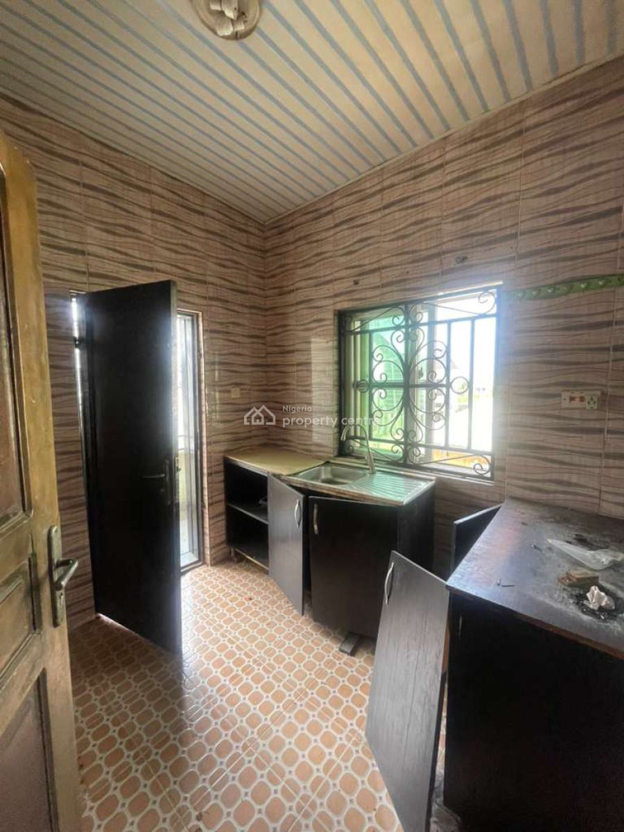 Nice and Spacious 3bedroom Apartment All Rooms Ensuite, Avera Estate Estate Opposite Petrocam Lbs, Olokonla, Ajah, Lagos, Flat / Apartment for Rent