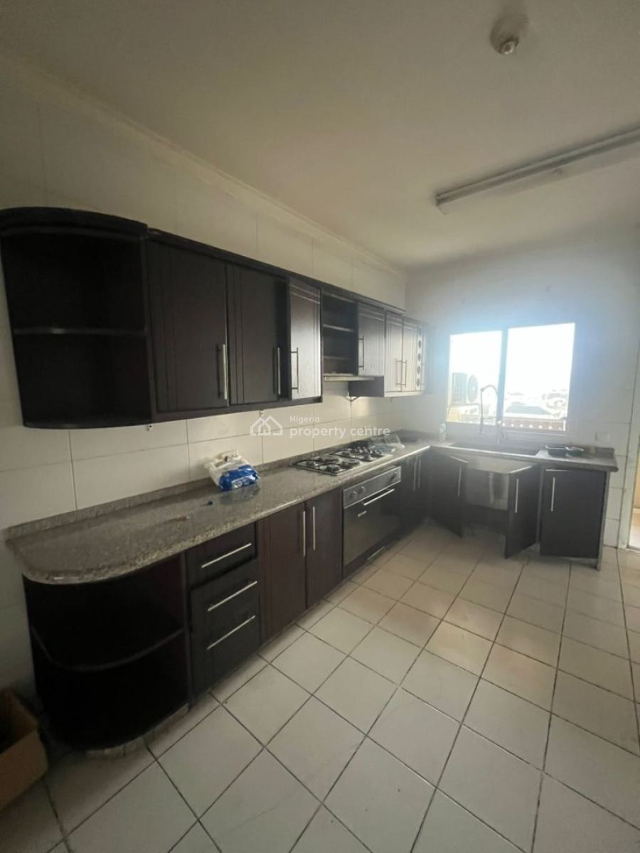 Serviced 3 Bedroom Apartment with One (1) Room Bq, Ikoyi, Lagos, Flat / Apartment for Rent