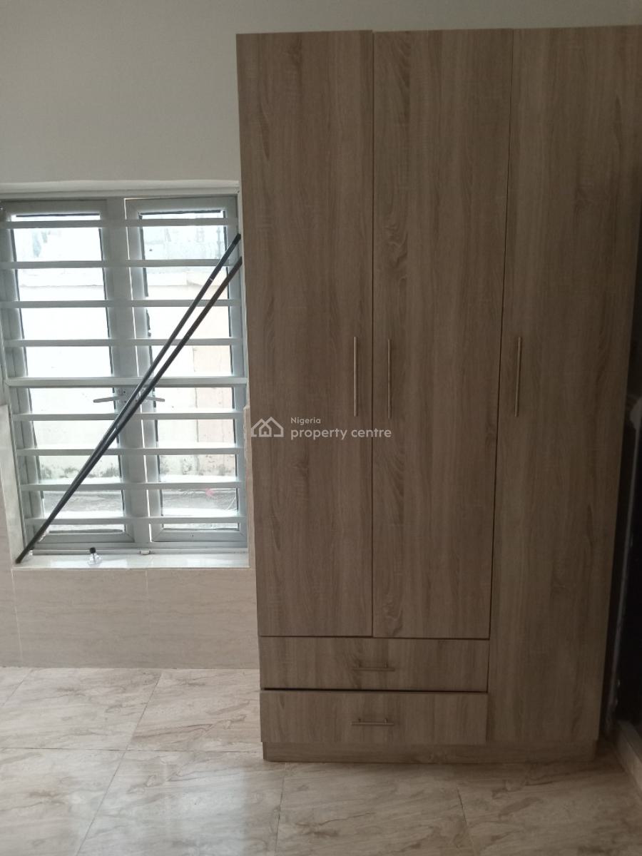 a Well-built Spacious & Serviced 3-bedroom Flat, Opposite Nicon Junction Maitama.( Video of The House Is Attached)., Katampe, Abuja, Flat / Apartment for Rent