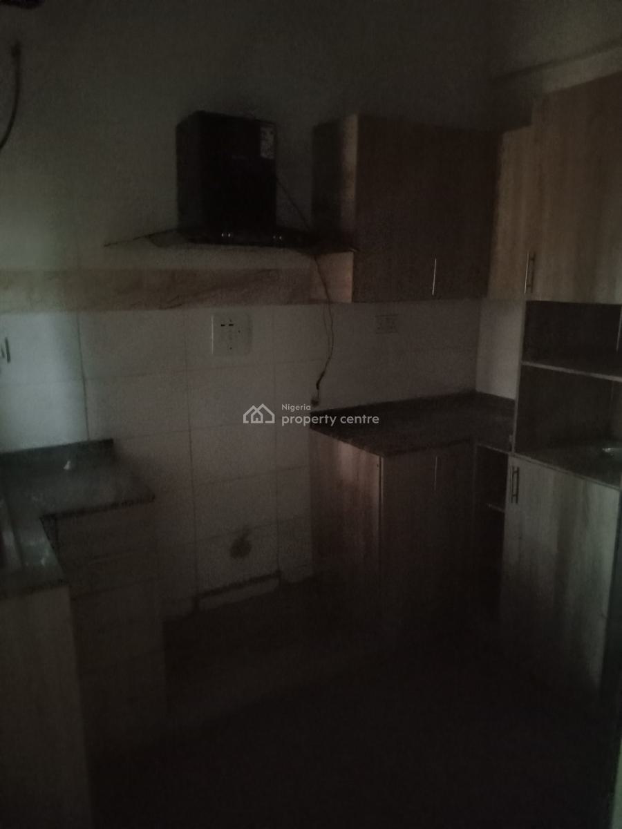 a Well-built Spacious & Serviced 3-bedroom Flat, Opposite Nicon Junction Maitama.( Video of The House Is Attached)., Katampe, Abuja, Flat / Apartment for Rent