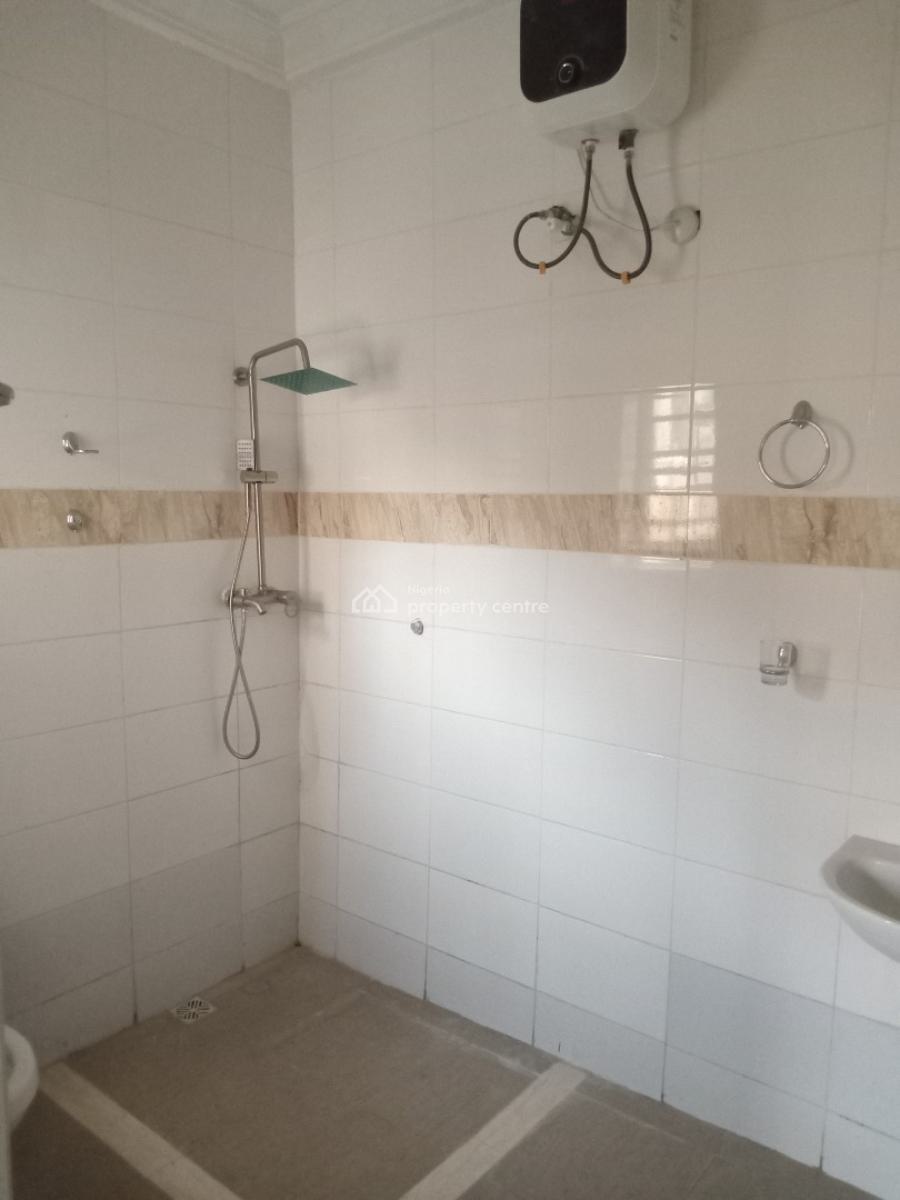 a Well-built Spacious & Serviced 3-bedroom Flat, Opposite Nicon Junction Maitama.( Video of The House Is Attached)., Katampe, Abuja, Flat / Apartment for Rent