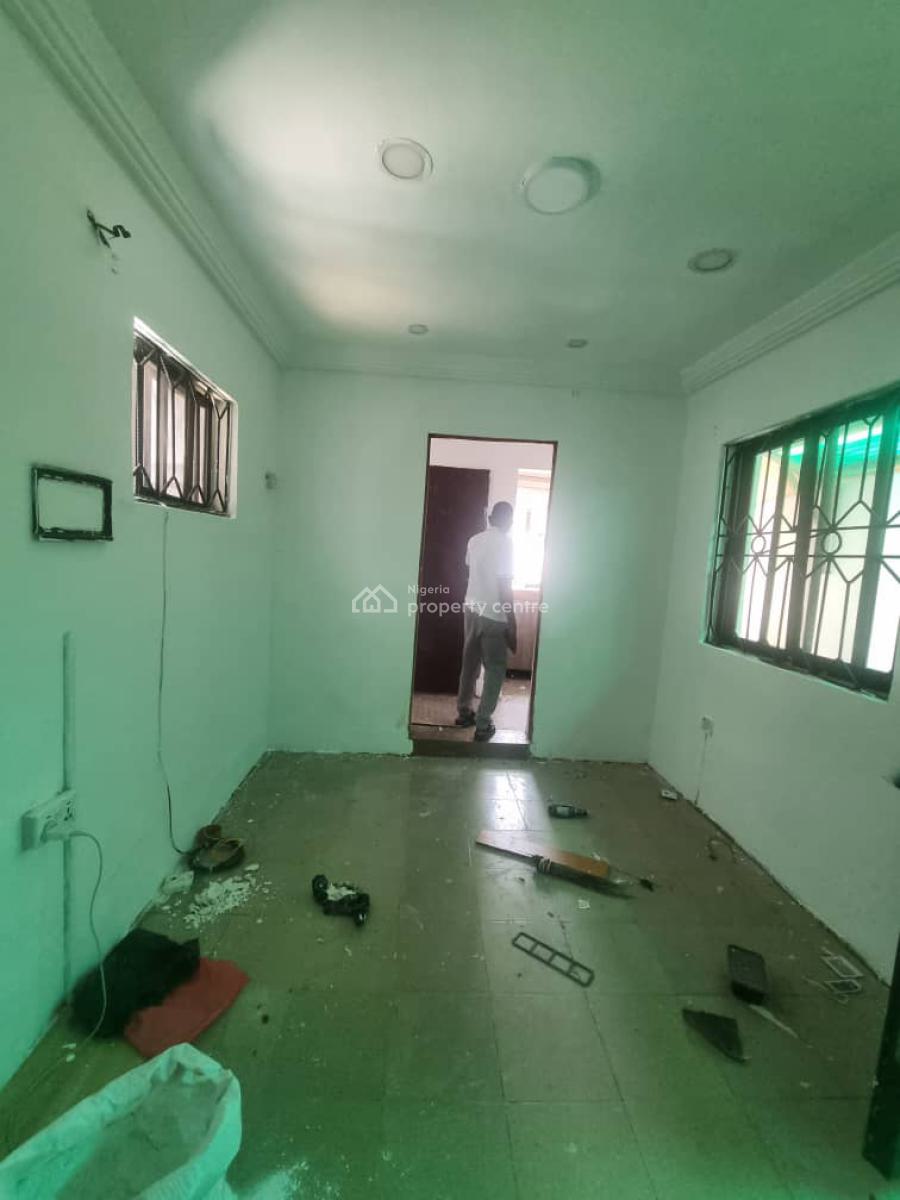 Standard  Mini Flat Bq, Lekki Phase 1, Lekki, Lagos, Flat / Apartment for Rent