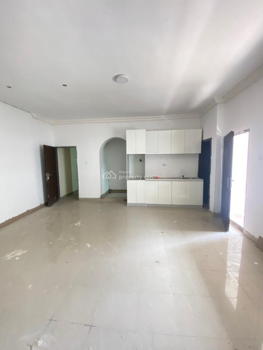 One Bedroom Apartment in an Estate, Chevron Drive, Lekki, Lagos, Mini Flat (room and Parlour) for Rent