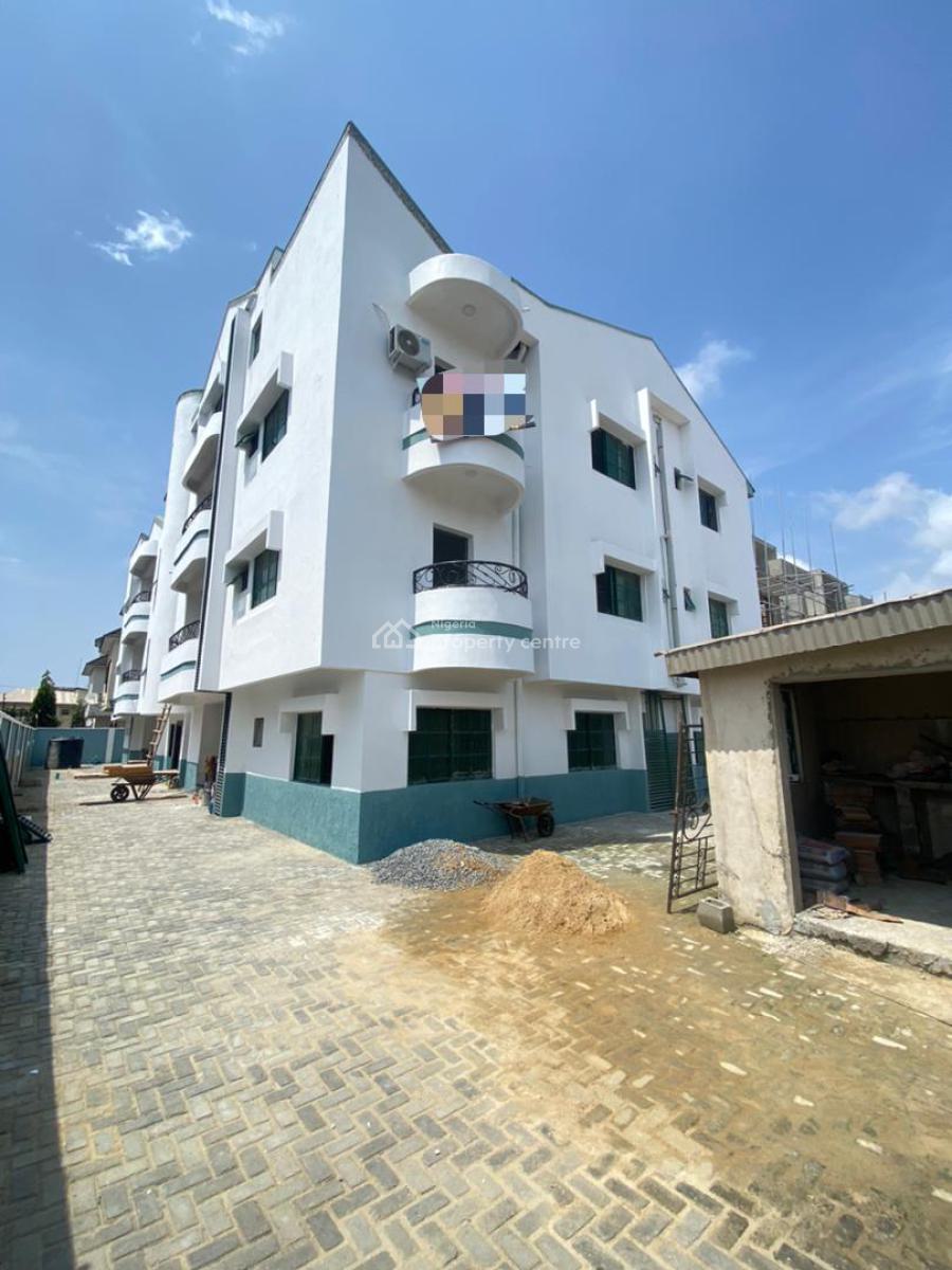 2 Bedroom Apartment in an Estate, Chevron, Lekki, Lagos, Flat / Apartment for Rent