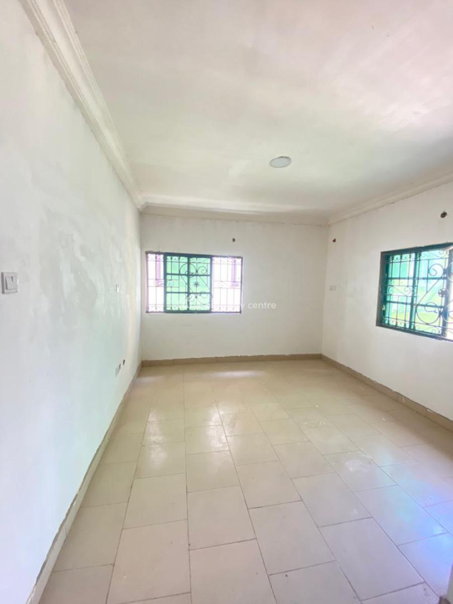 2 Bedroom Apartment in an Estate, Chevron, Lekki, Lagos, Flat / Apartment for Rent