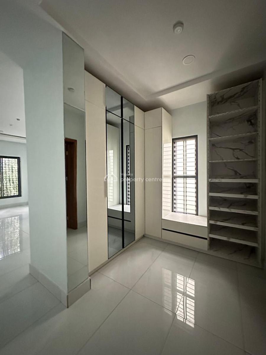 Exquisite Spacious 5 Bedroom Fully Detached Duplex with Bq, Cinema, Lekki Phase 1, Lekki, Lagos, Detached Duplex for Sale