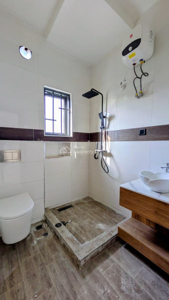 Newly Built Serviced 6units of 3bedroom Flats Plus 2 Rooms Bq, Katampe Main, Katampe, Abuja, Block of Flats for Sale