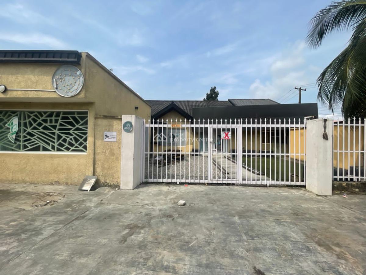a Well-positioned Cornerpiece Bungalow Featuring Open-plan Interior S, Lekki Phase 1, Lekki, Lagos, Detached Bungalow for Rent