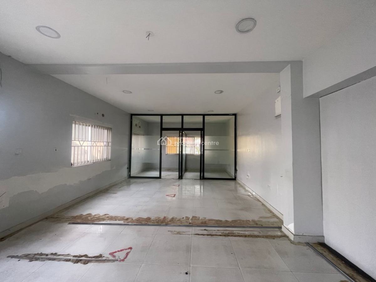 Spacious Commercial Bungalow, Lekki Central, Lekki Phase 1, Lekki, Lagos, Office Space for Rent