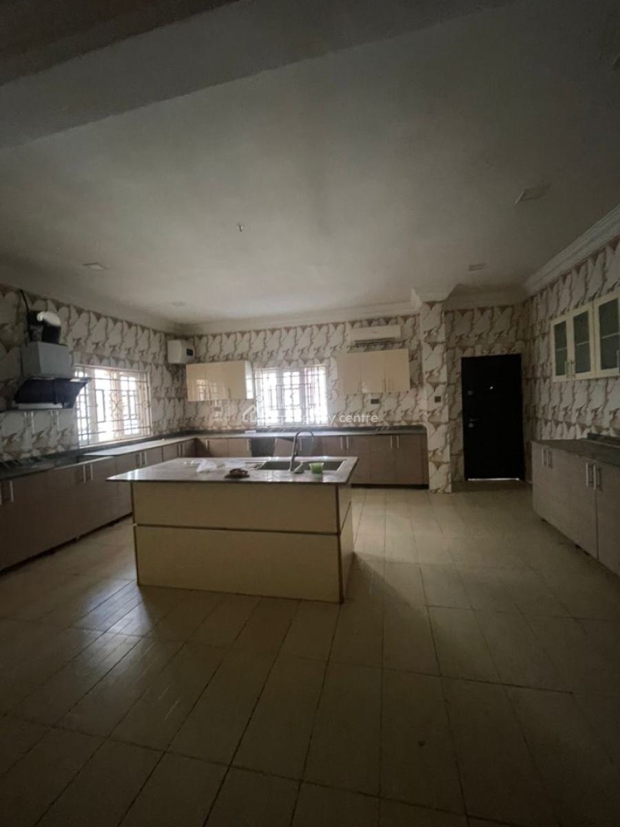 6bedroom Fully Detached Duplex and 3rooms Bq, Guzape, Guzape District, Abuja, Detached Duplex for Rent