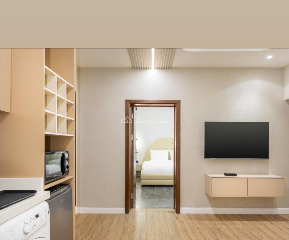 Beautiful One Bedroom Apartment with Pool, Restaurant and Mini Spa, Lekki, Lekki Phase 1, Lekki, Lagos, Mini Flat (room and Parlour) Short Let