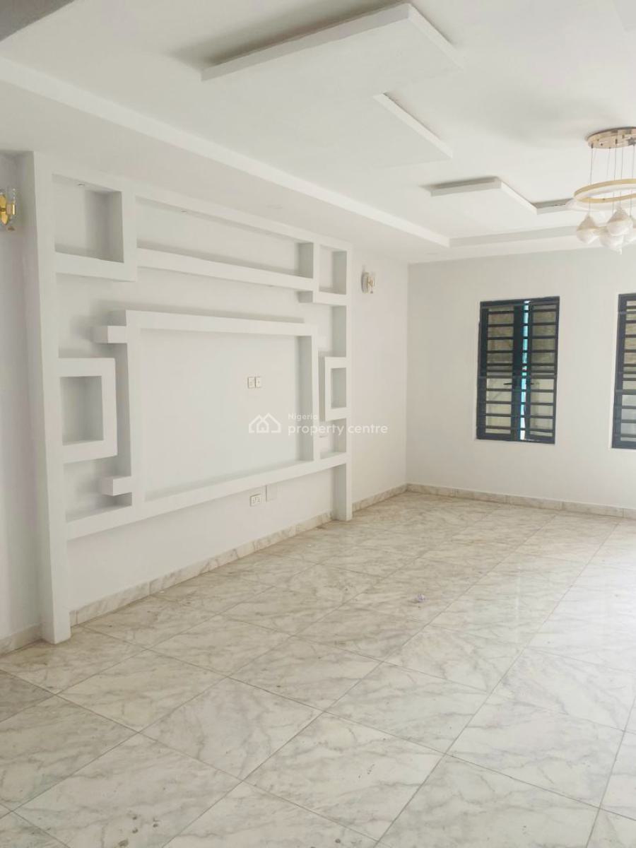 Distress Deal! Exquisite 4 Bedroom Semi Detached Duplex, Ologolo, Lekki, Lagos, Semi-detached Duplex for Sale