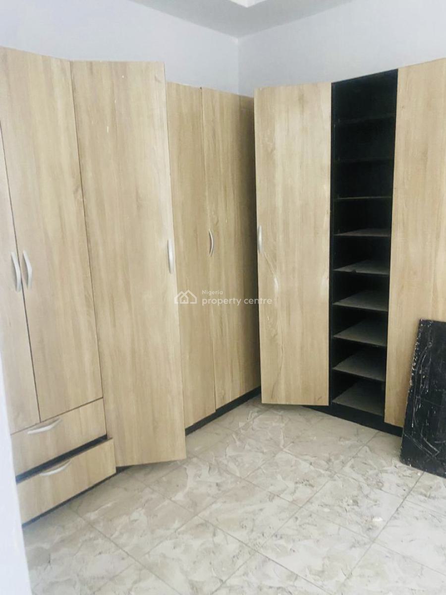 Distress Deal! Exquisite 4 Bedroom Semi Detached Duplex, Ologolo, Lekki, Lagos, Semi-detached Duplex for Sale