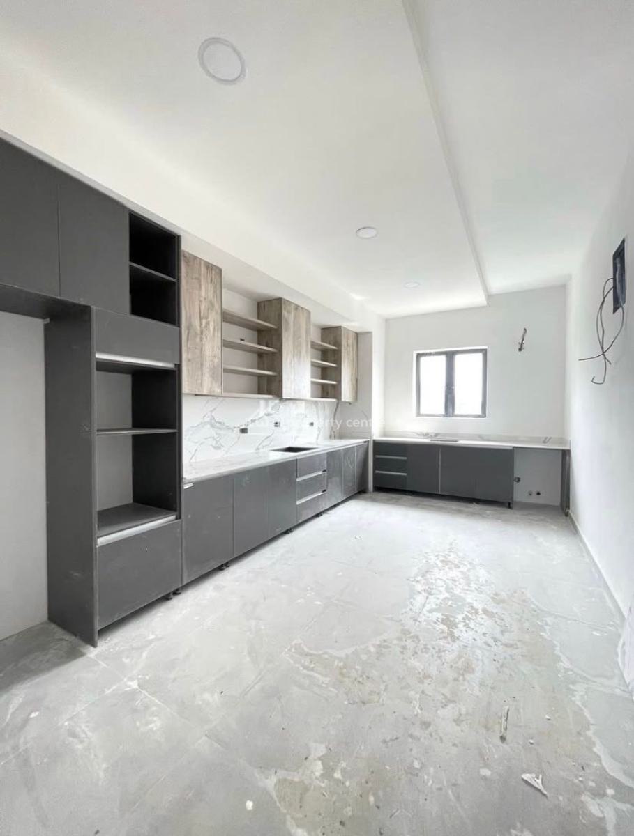 Luxury 3 Bedroom Apartment with Swimming Pool and Elevator, Lekki Phase 1, Lekki, Lagos, Flat / Apartment for Sale