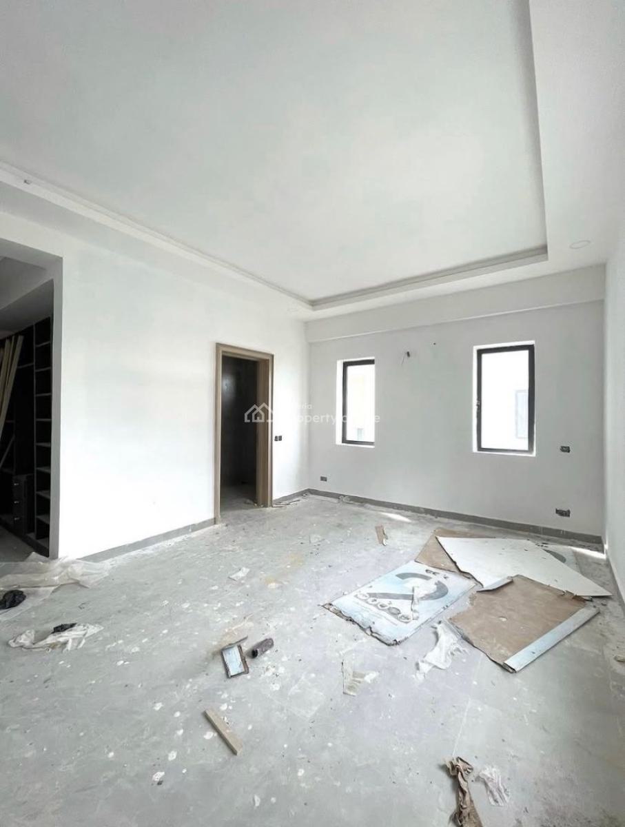 Luxury 3 Bedroom Apartment with Swimming Pool and Elevator, Lekki Phase 1, Lekki, Lagos, Flat / Apartment for Sale