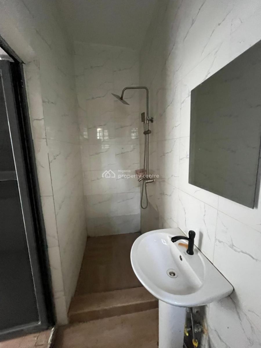 Studio Apartment with Private Kitchen, Ologolo, Lekki, Lagos, Self Contain (single Rooms) for Rent