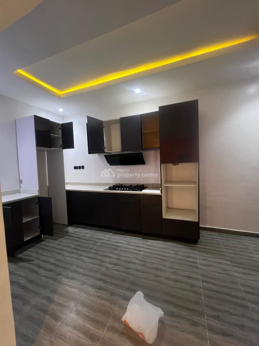 Unfurnished Two Bedroom Apartment, Ikate, Lekki, Lagos, Flat / Apartment for Rent