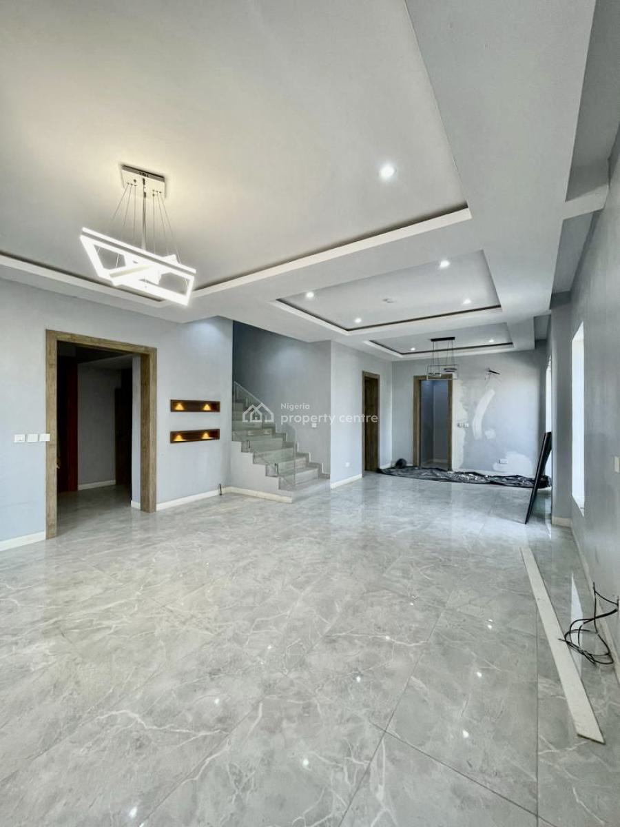 Good Deal. Exquisite 4 Bedroom Maisonette with Swimming Pool, Lekki Phase 1, Lekki, Lagos, Flat / Apartment for Sale