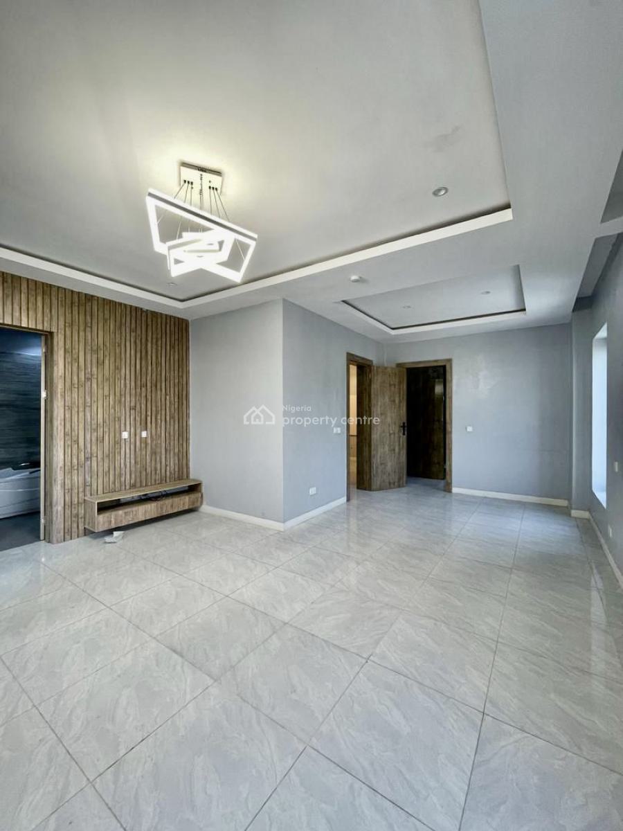 Good Deal. Exquisite 4 Bedroom Maisonette with Swimming Pool, Lekki Phase 1, Lekki, Lagos, Flat / Apartment for Sale