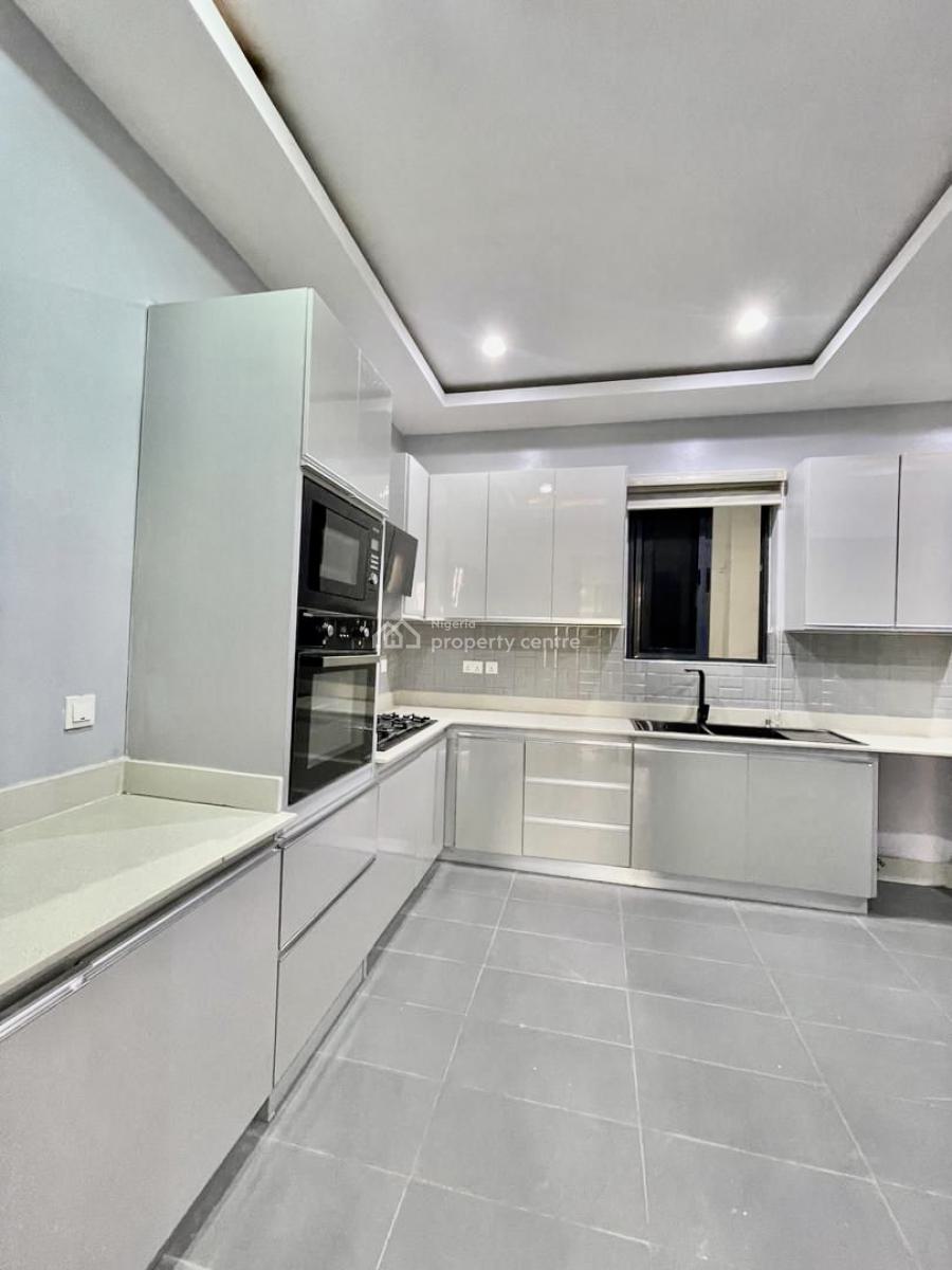 Good Deal. Exquisite 4 Bedroom Maisonette with Swimming Pool, Lekki Phase 1, Lekki, Lagos, Flat / Apartment for Sale