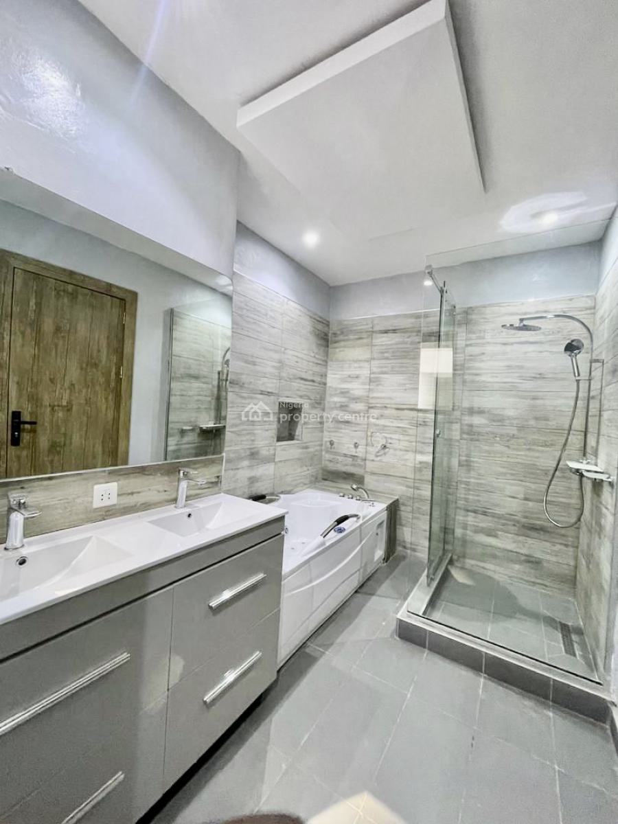 Good Deal. Exquisite 4 Bedroom Maisonette with Swimming Pool, Lekki Phase 1, Lekki, Lagos, Flat / Apartment for Sale