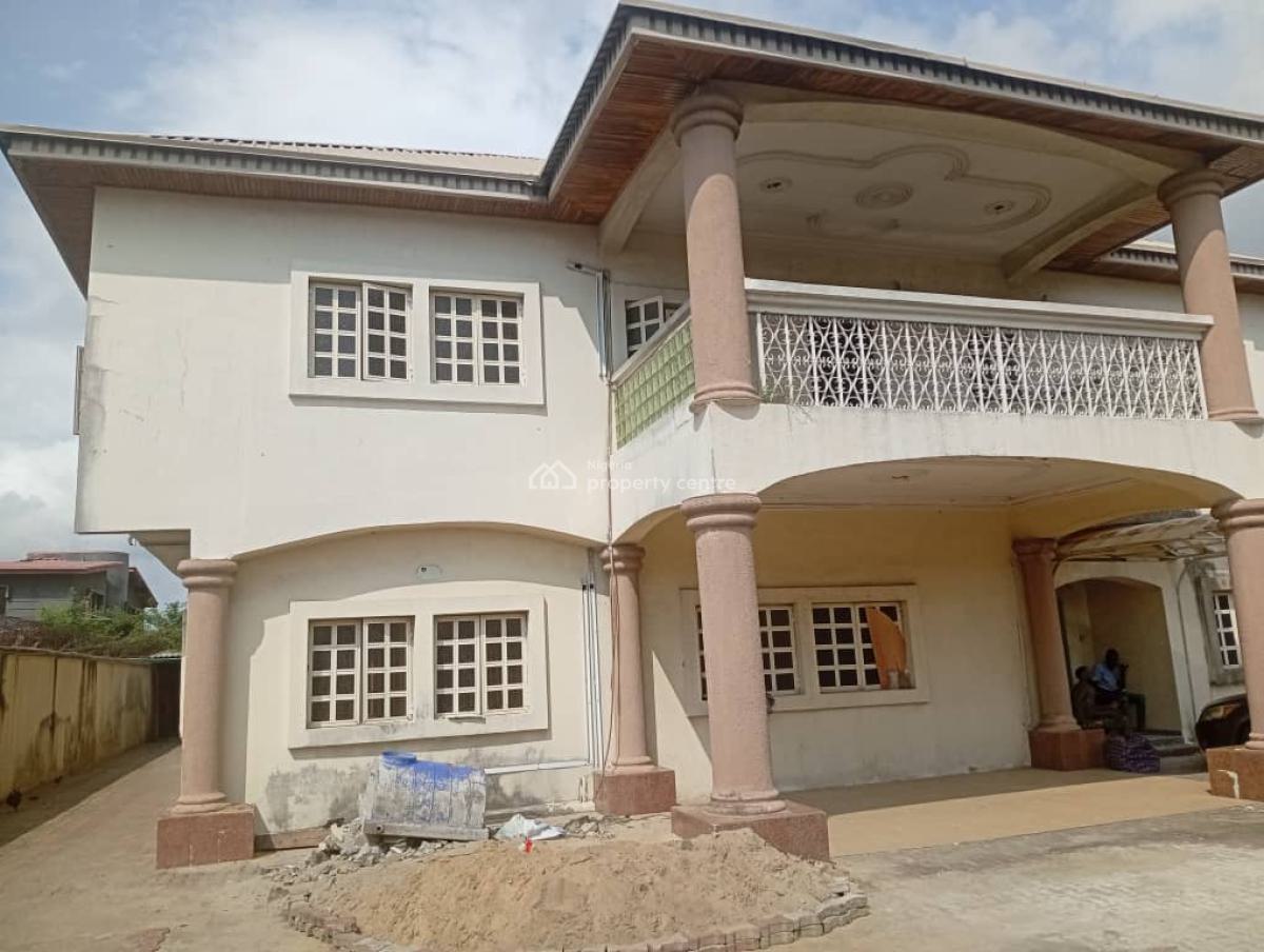 Massive Detached House Sitting on 960 Sqms of Land, Off Admiralty Way, Lekki Phase 1, Lekki, Lagos, Detached Duplex for Rent