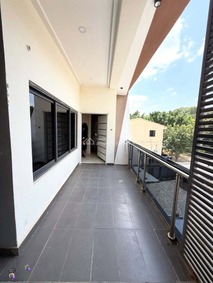 Newly Built Luxury 2-bedroom Apartment, Maitama District, Abuja, Flat / Apartment for Rent