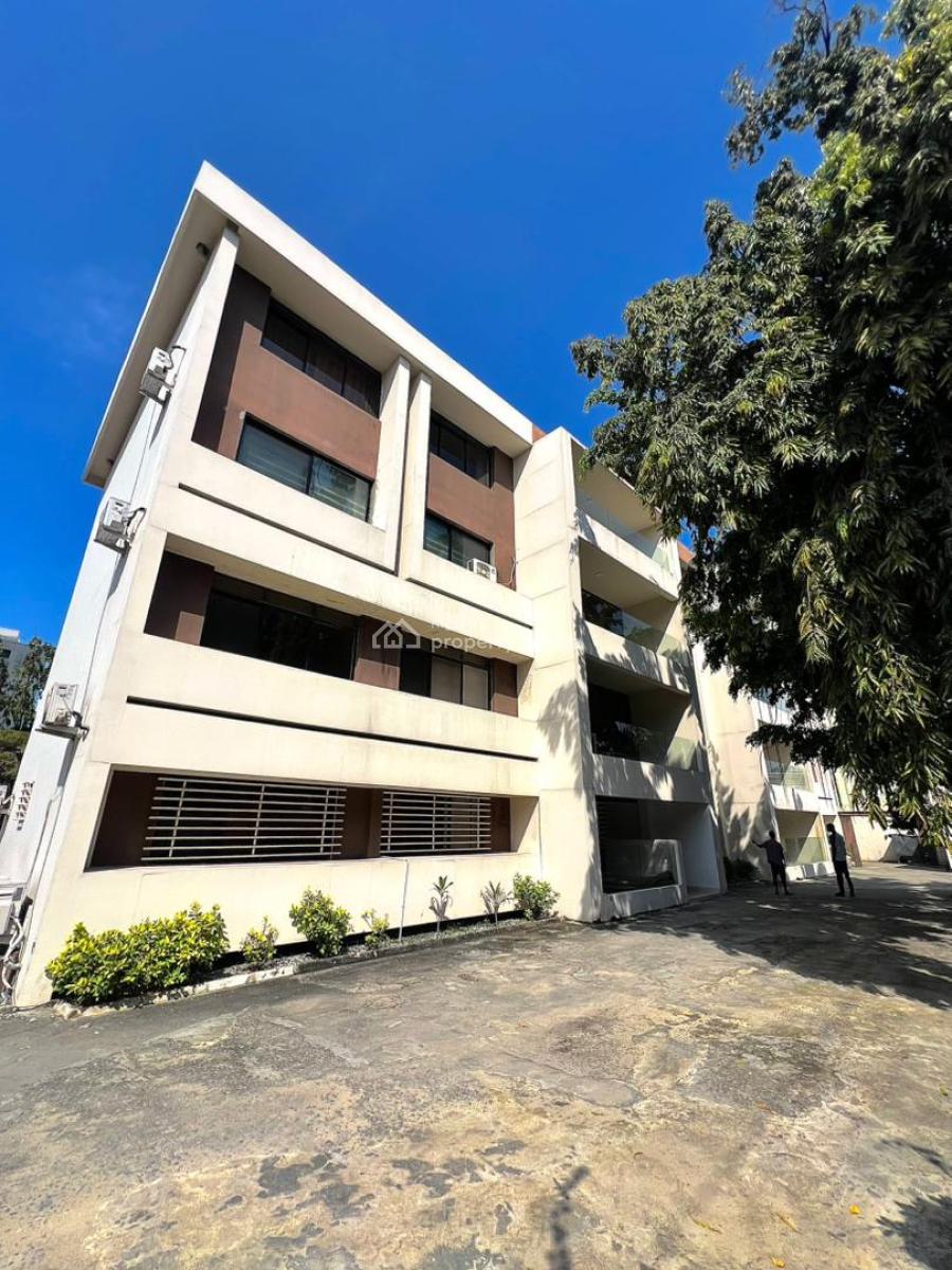 Luxury 3 Bedroom Apartment in a Well Serene Environment, Victoria Island (vi), Lagos, Flat / Apartment for Rent